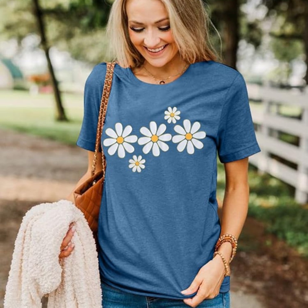 Wild Flowers T-Shirt for Women Size Large